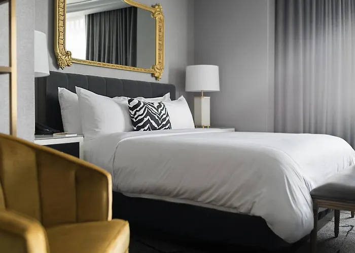 Leveque, Autograph Collection 4* Columbus