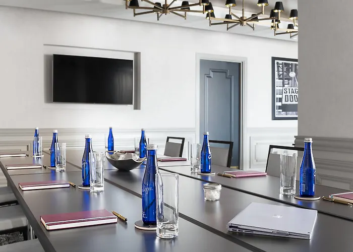 Leveque, Autograph Collection Hotel 4*